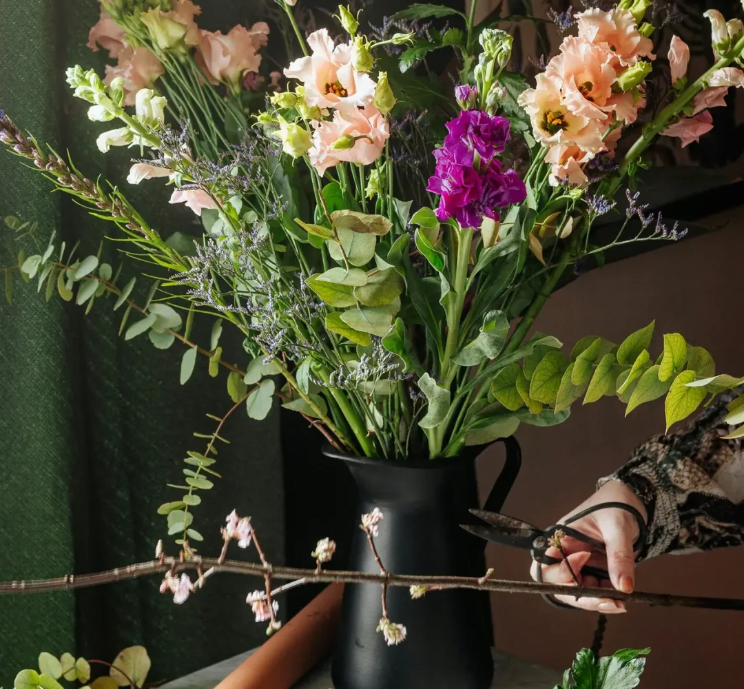 micheile-henderson-PTLBXS2zM0o-unsplash (1)